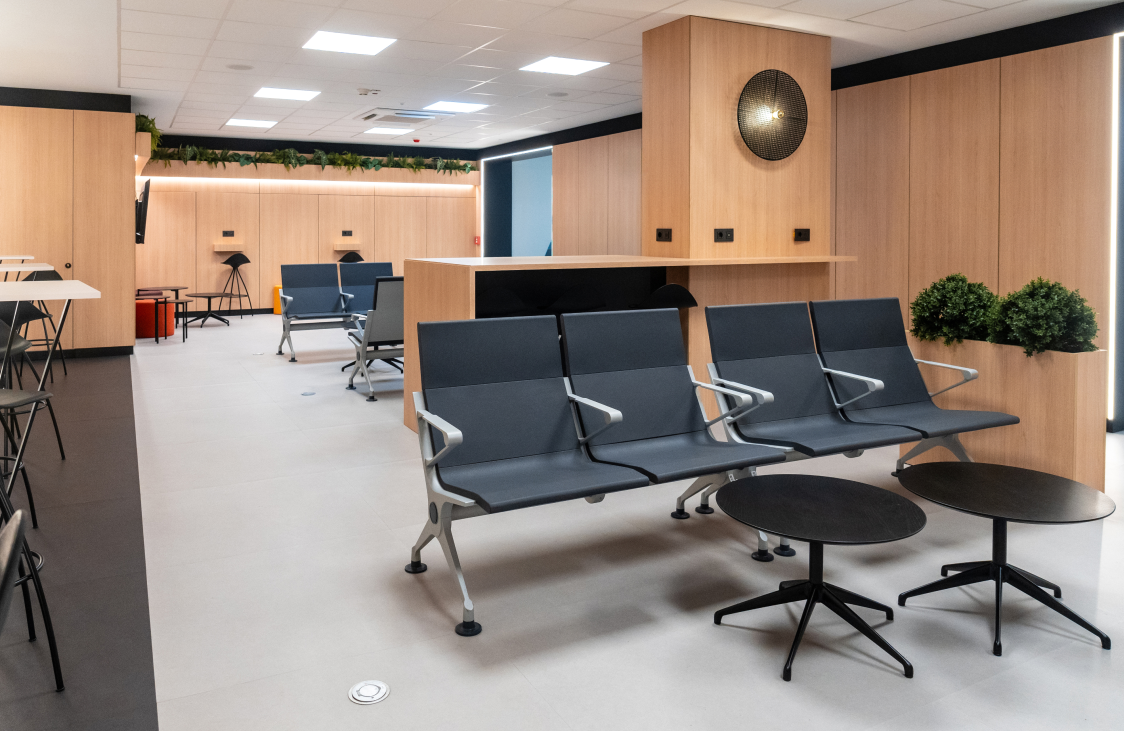 Hospital reception and waiting area interior design in Ahmedabad with calming and organized healthcare ambience